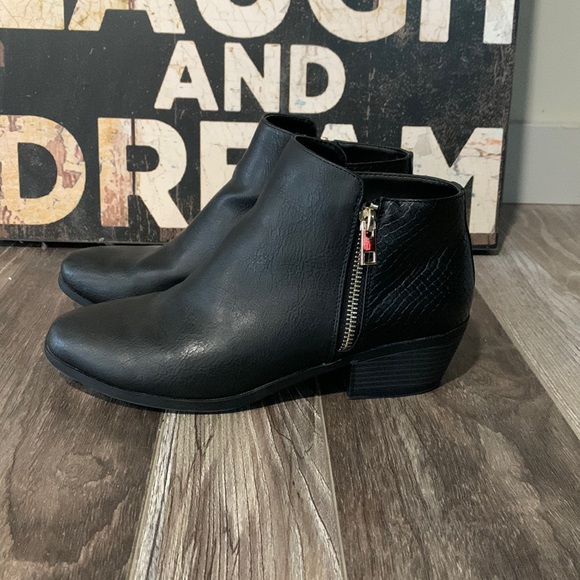 Call It Spring Shoes - CALL IT SPRING Boots size 8 with metal side zippers